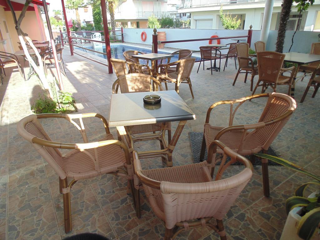 Hotel Europa Olympiakí Aktí 외부 사진